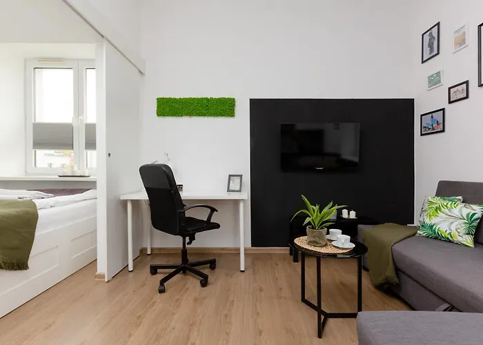 Metro Mlynow Wola Dlugosza By Renters Apartman