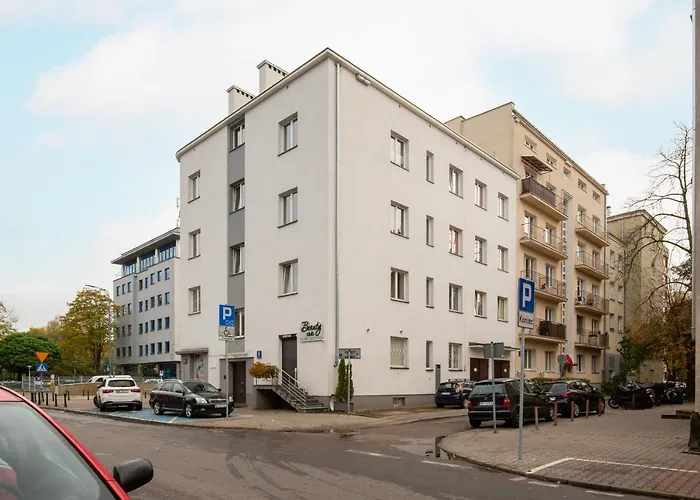 Metro Mlynow Wola Dlugosza By Renters Apartman Varsó