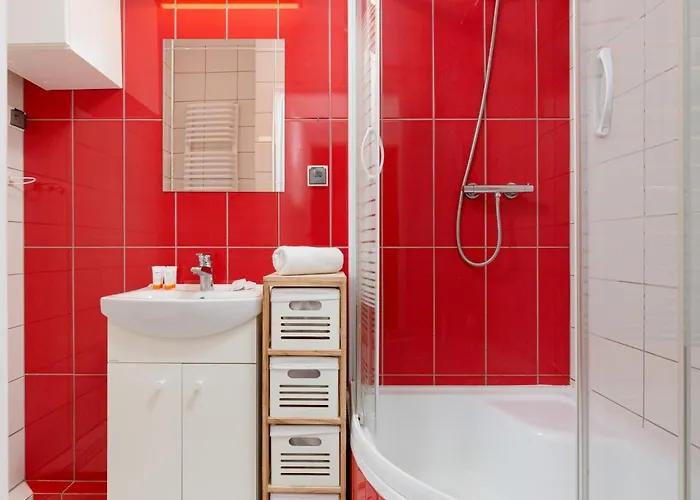 Metro Mlynow Wola Dlugosza By Renters Apartman Varsó