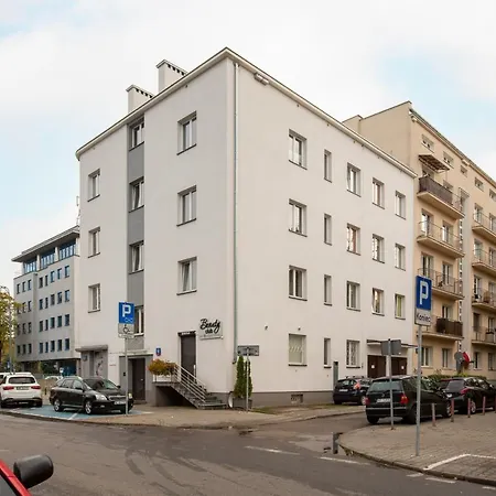 Metro Mlynow Wola Dlugosza By Renters شقة وارسو